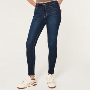 Hollister High-Rise Super Skinny Jeans